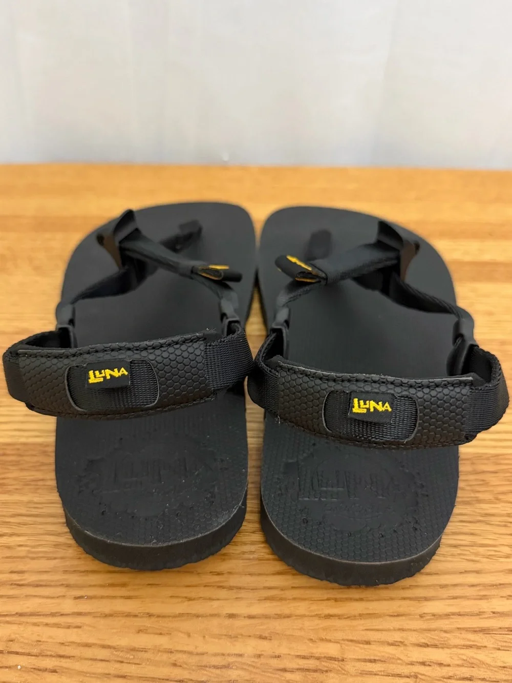 Luna Sandals Mono Winged Strapped Sandals Mens Size 10
